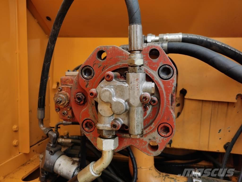 Hyundai R225LC-7 Beltegraver