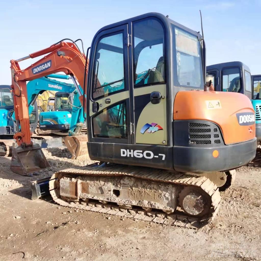 Doosan DH60-7 Beltegraver