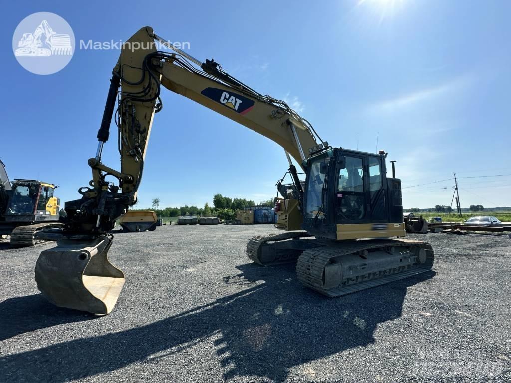 CAT 325 FL CR Beltegraver