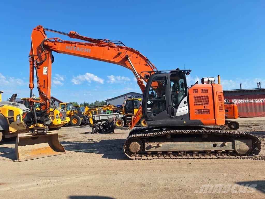 Hitachi ZX225USLC-5 Beltegraver