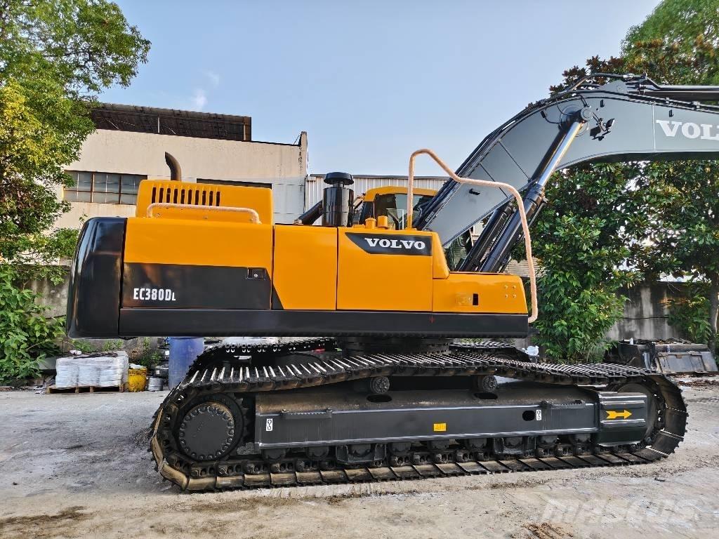 Volvo EC 380 D L Beltegraver