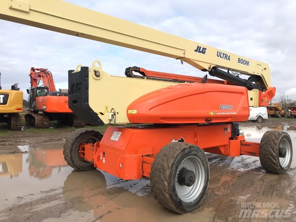 JLG 1250 AJP Leddede bomlifter