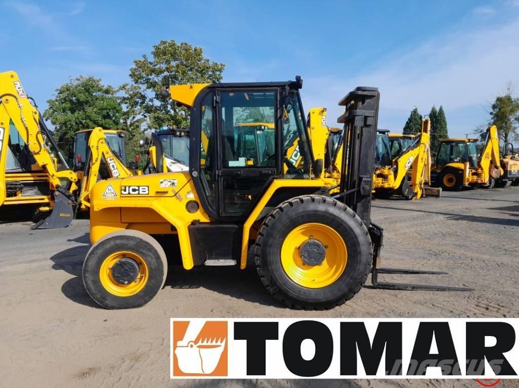 JCB 930-4 Terrenggående gaffeltruck