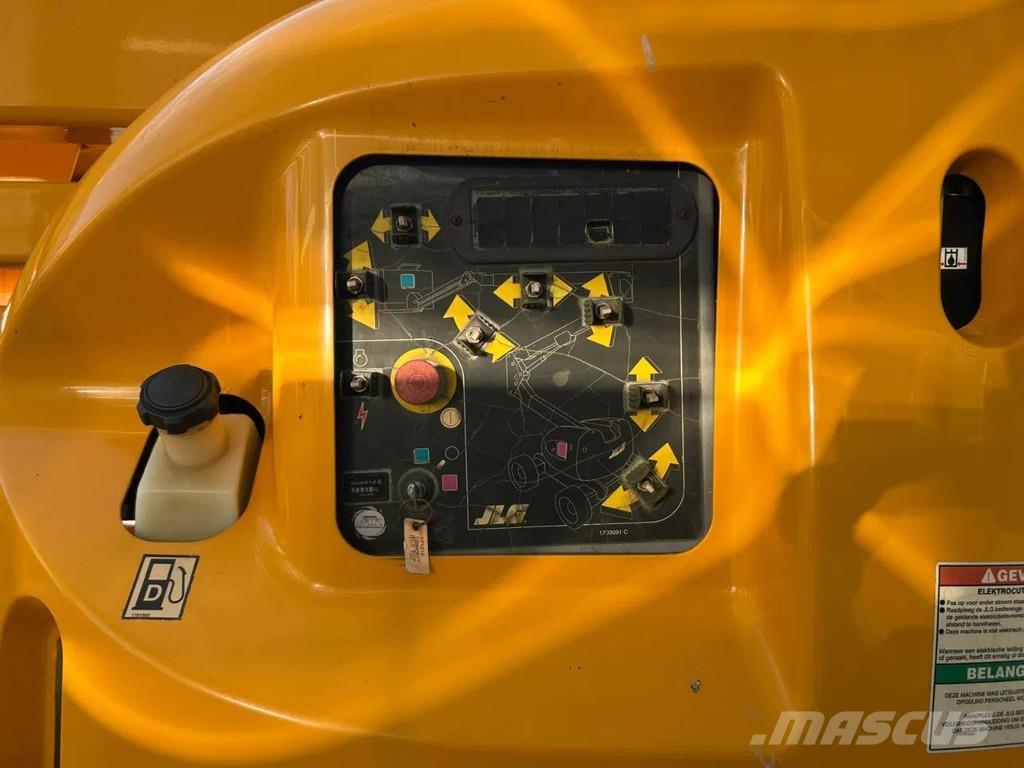 JLG 450AJ Leddede bomlifter