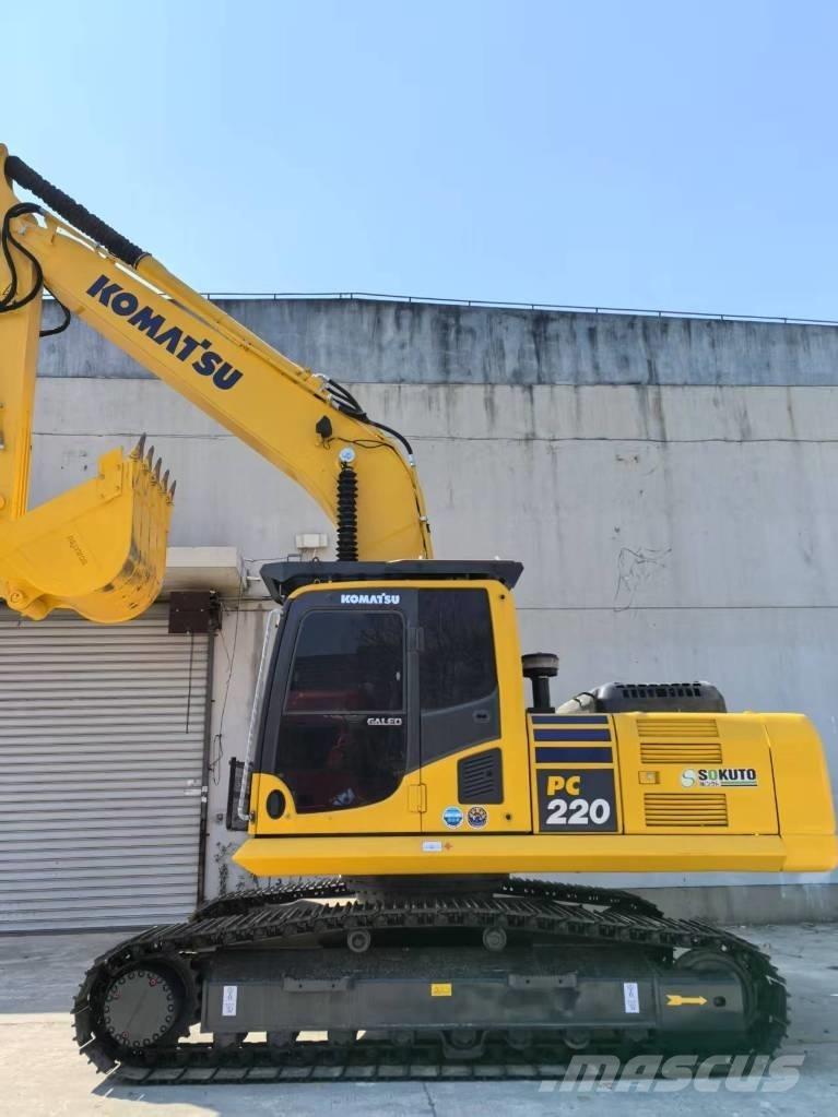 Komatsu PC 220-8 Beltegraver