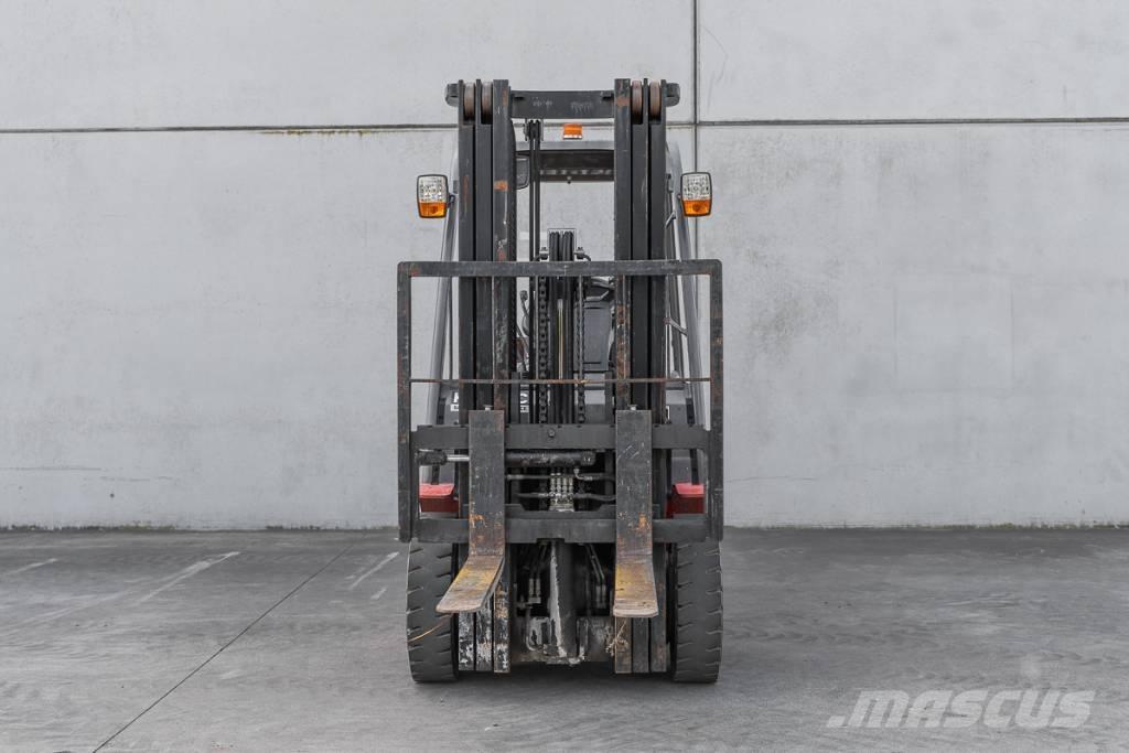 Manitou MI 25 D Diesel Trucker