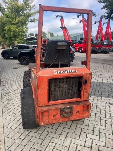 Schäffer 326 Minilastere