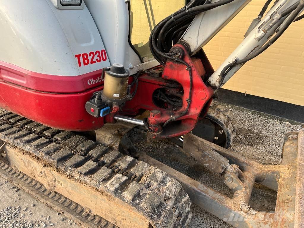 Takeuchi TB 320 Minigravere <7t
