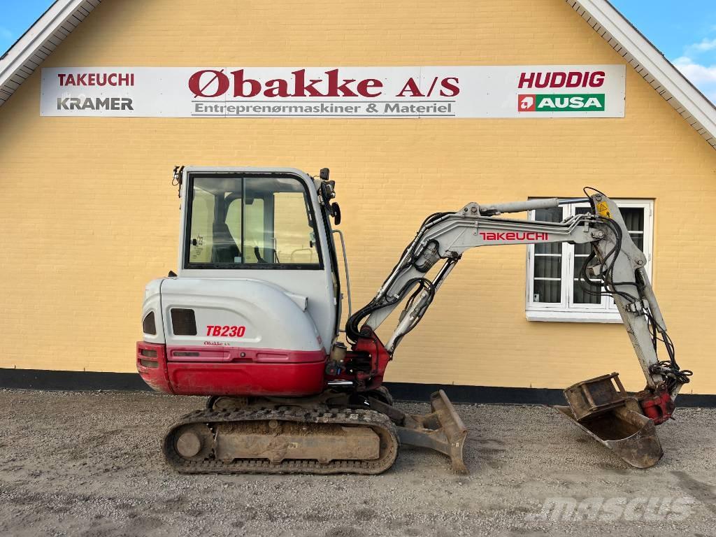Takeuchi TB 320 Minigravere <7t