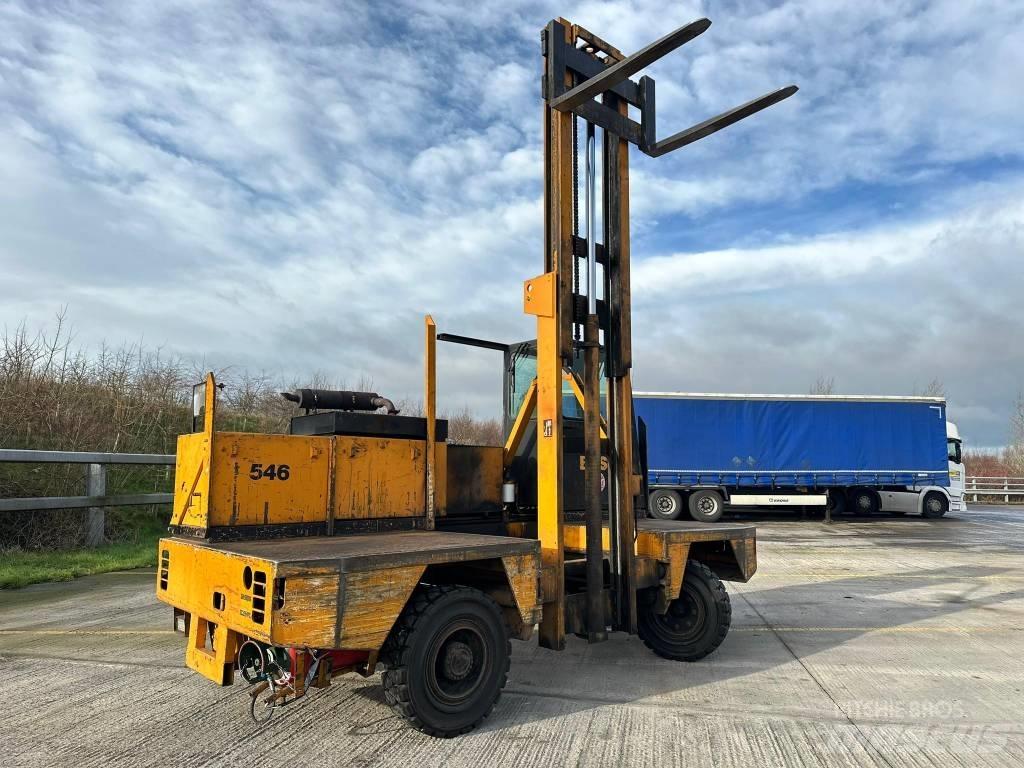 Boss 546 SIDE LOADER Sidelaster