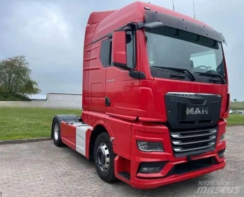 Shacman truck head Tipphengere