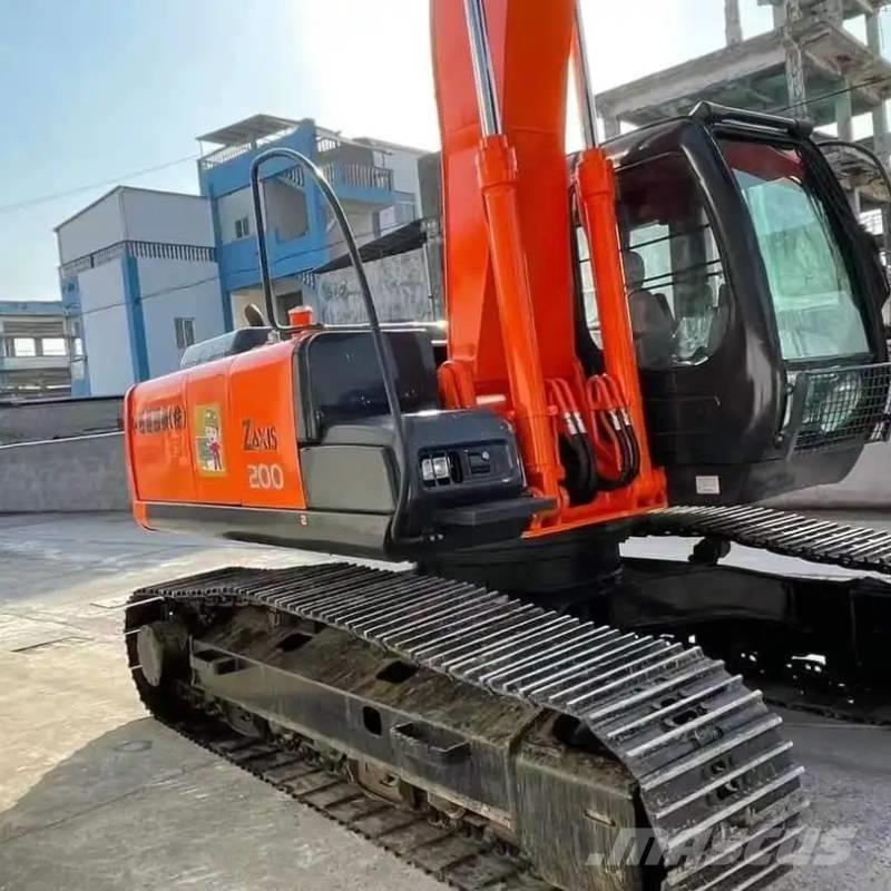 Hitachi ZX 200 Beltegraver