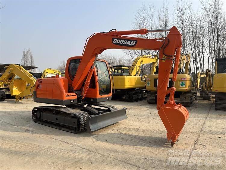 Doosan DX75 Minigravere <7t