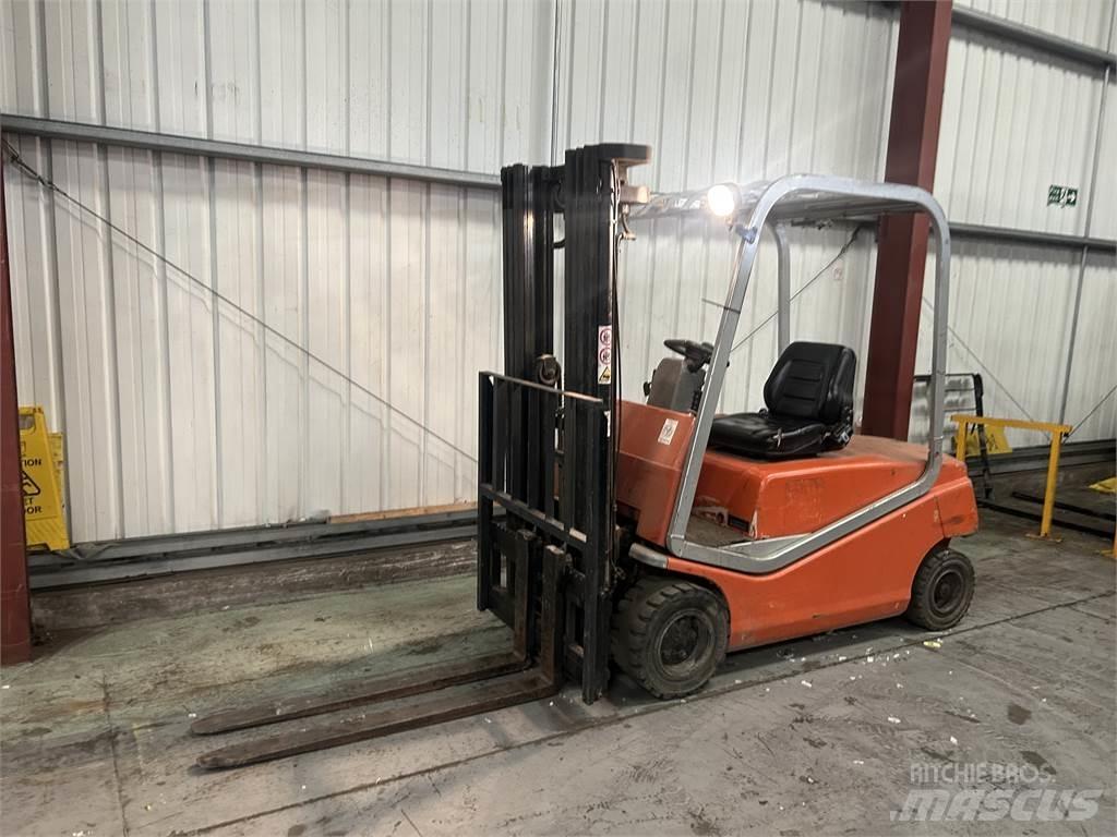 BT CBE20F Elektriske trucker