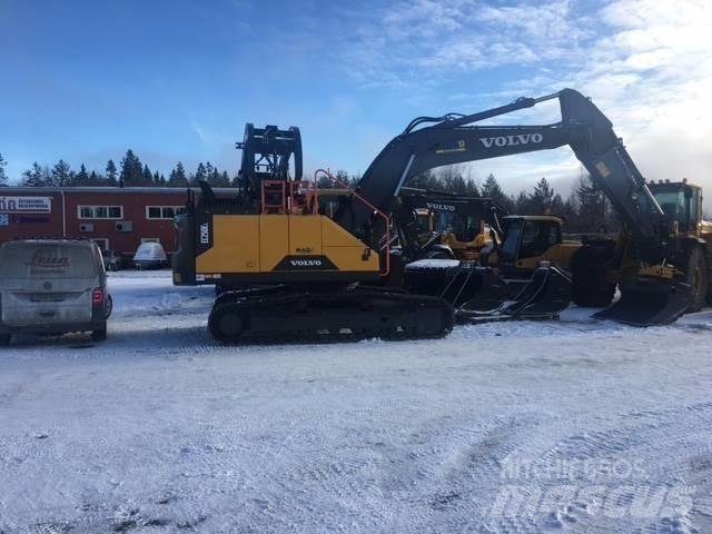 Volvo EC250EL Beltegraver