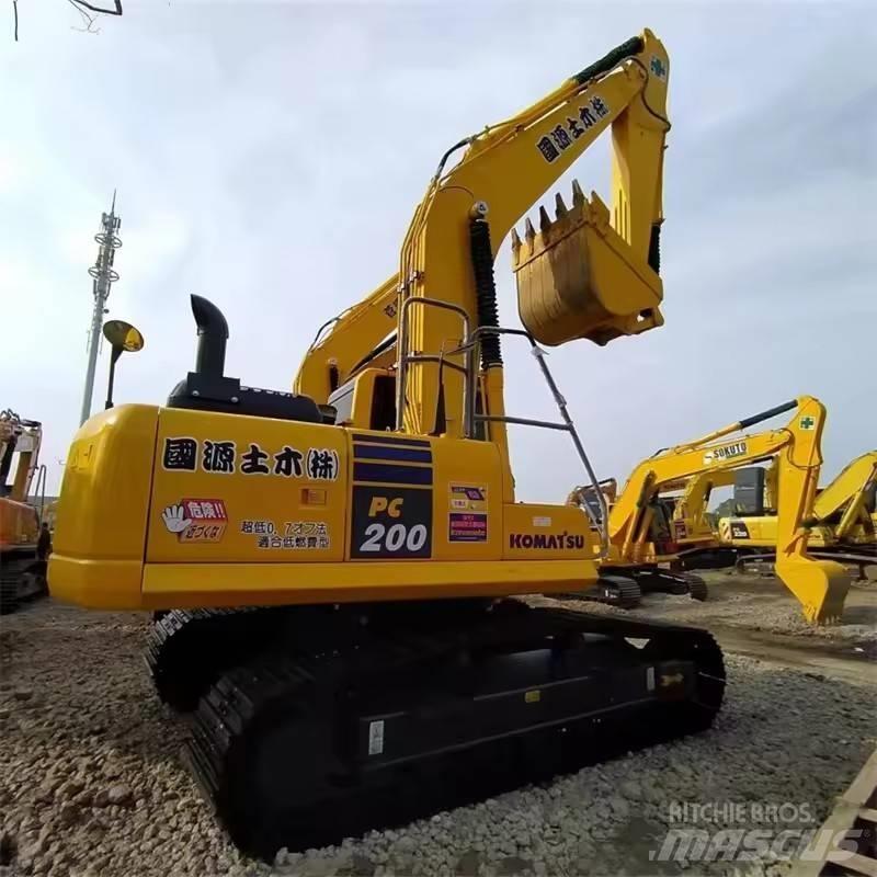 Komatsu PC 200 Beltegraver