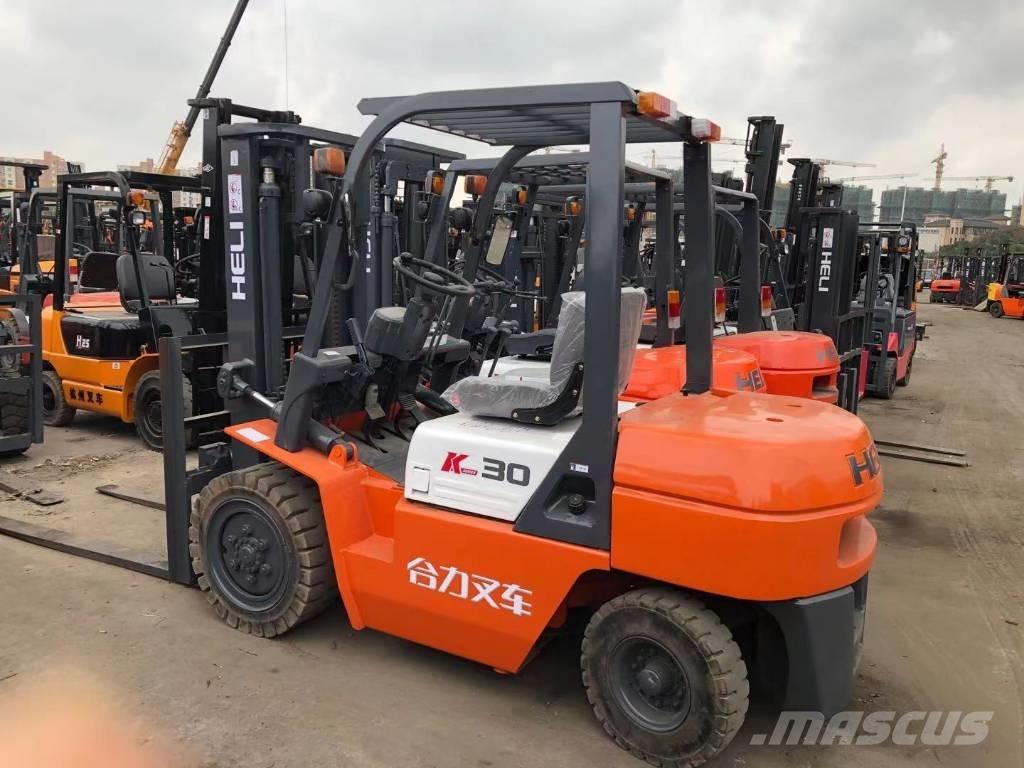 Heli FD 30 Diesel Trucker