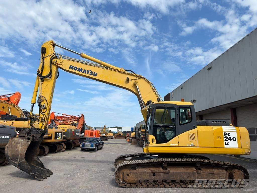 Komatsu PC 240 LC-7 Beltegraver