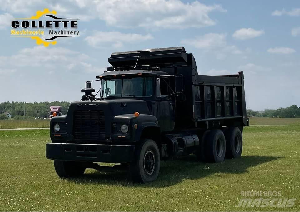 Mack R 688 ST Trekkvogner