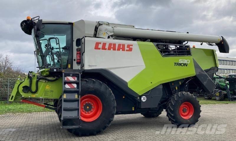 CLAAS TRION 530 Skurtreskere