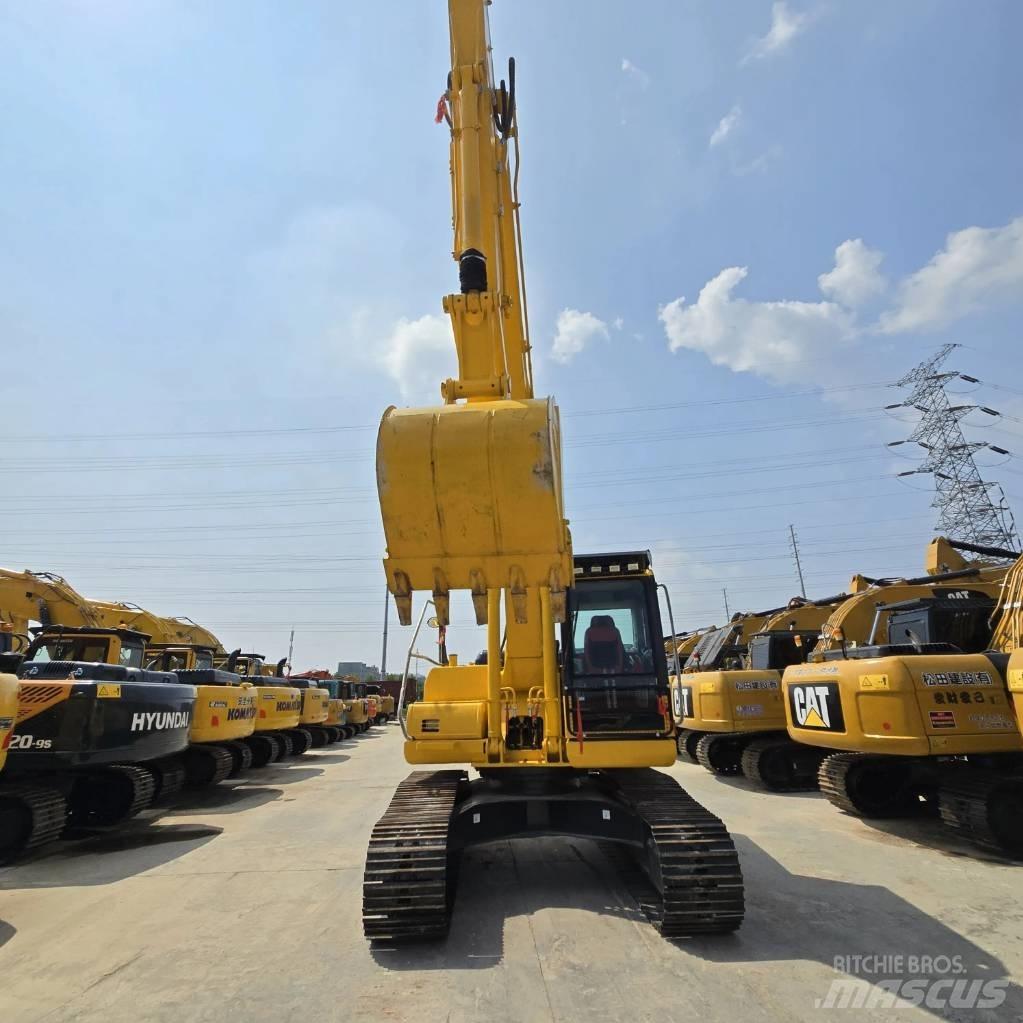 Komatsu PC 200-8 Beltegraver