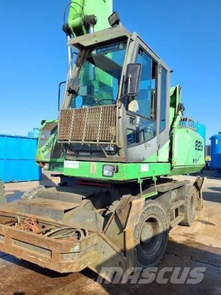 Sennebogen 825 Gravemaskiner for avfallshåndtering