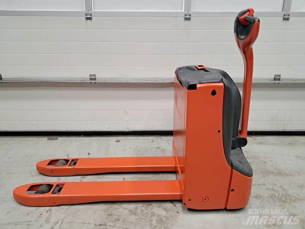 Linde T16 Lavtløftende truck
