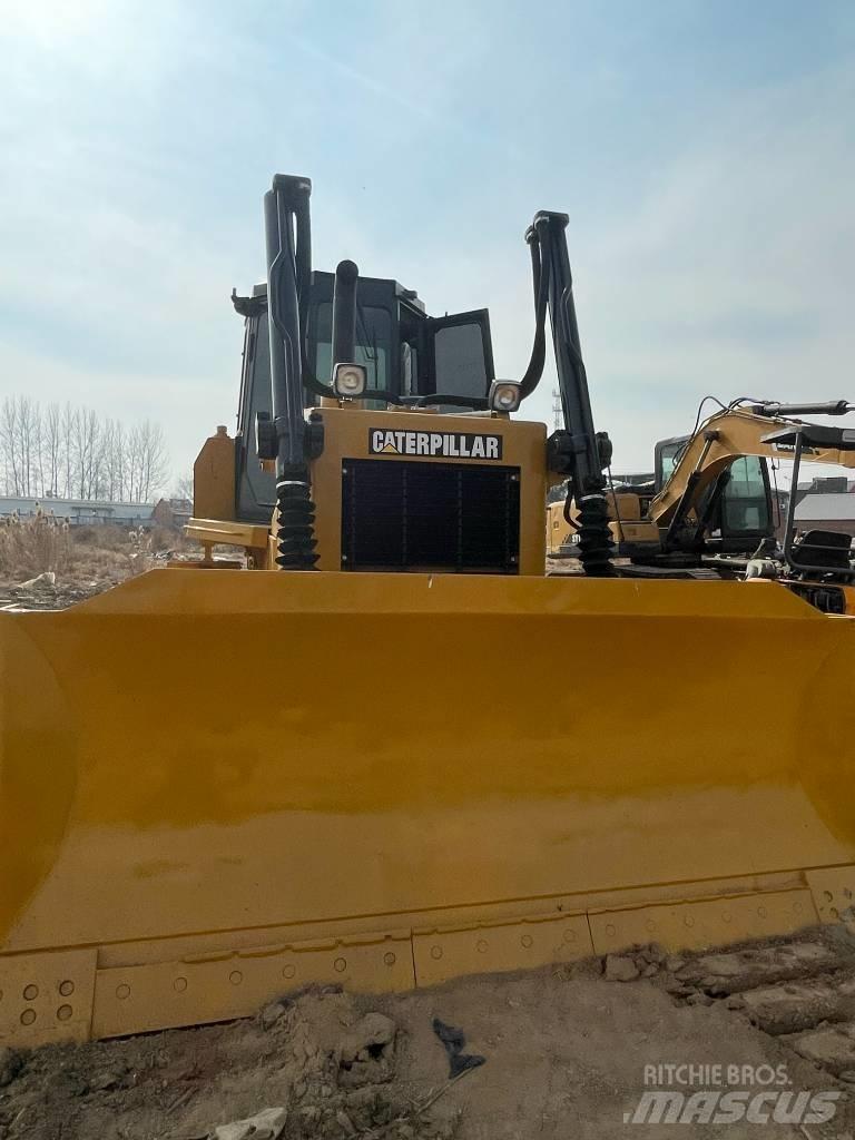 CAT D 7 G Dozere Beltegående
