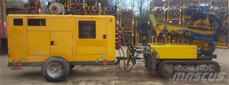 Klemm 702-2 Borerigger
