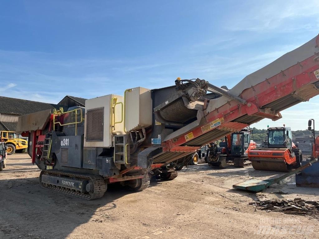 Sandvik QJ 241 Mobile knuseverk