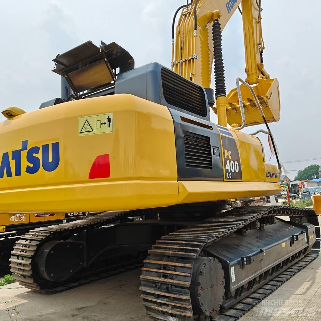 Komatsu 400-8 Beltegraver