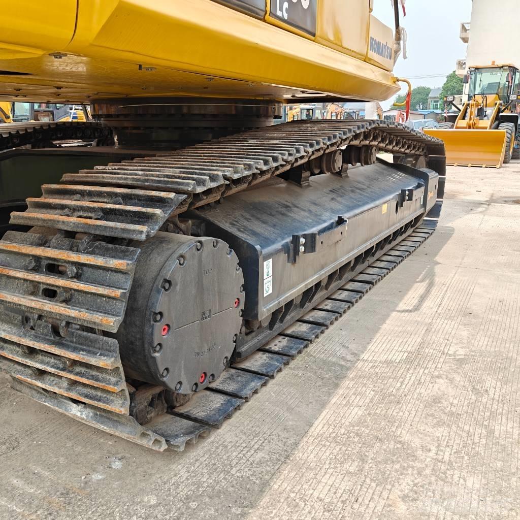 Komatsu 400-8 Beltegraver