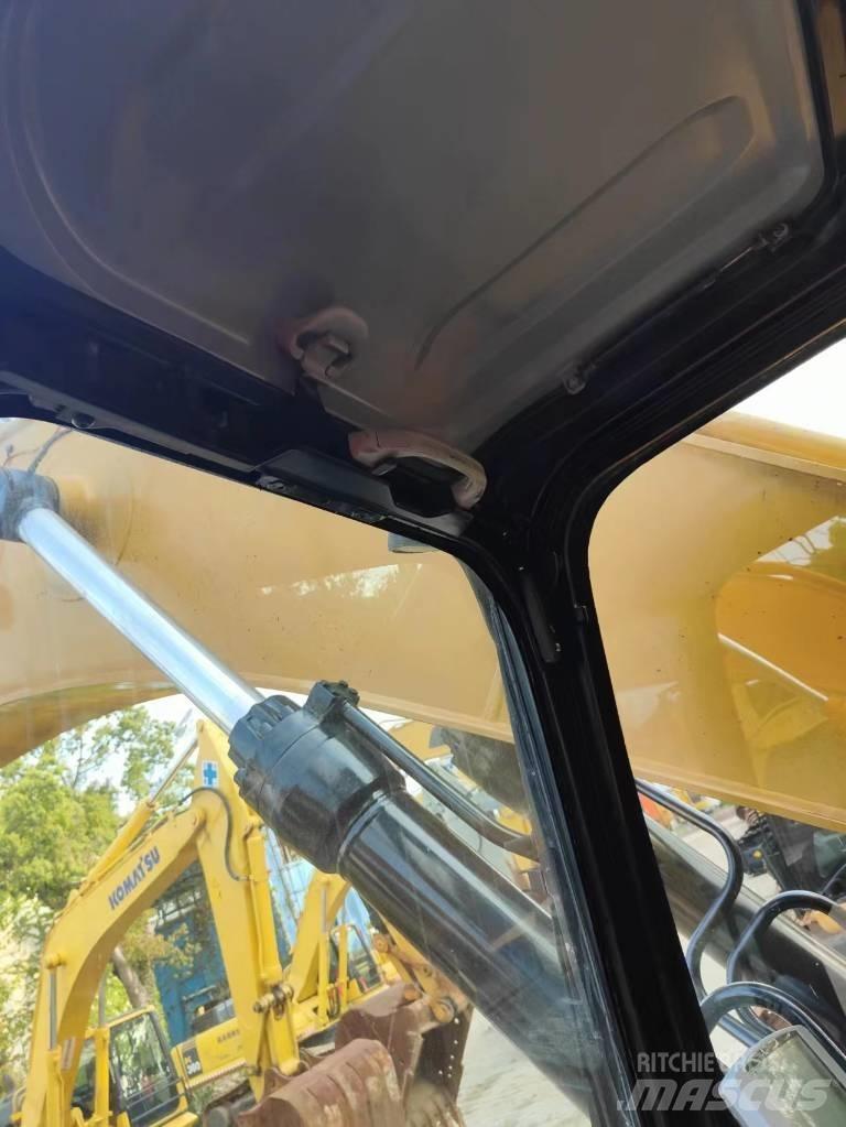 CAT 349 D2 Beltegraver