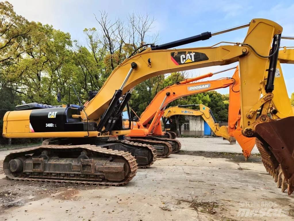 CAT 349 D2 Beltegraver