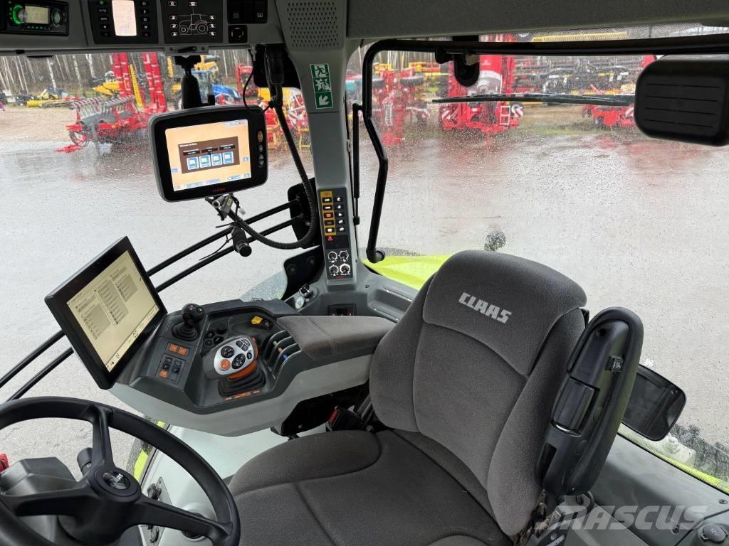 CLAAS Axion 850 Traktorer