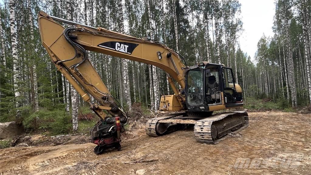 CAT 320C Beltegraver