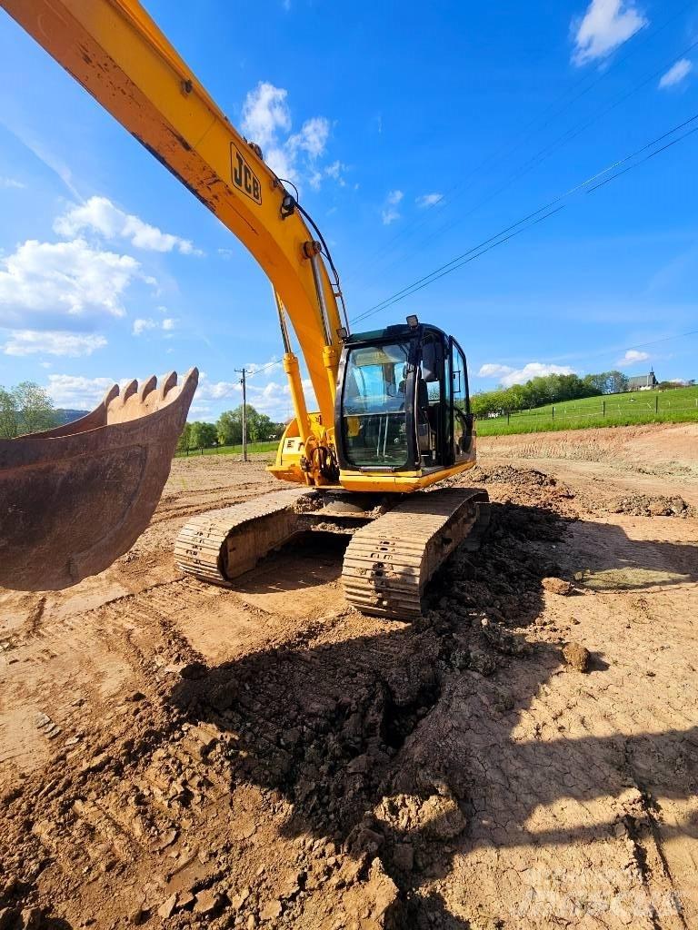 JCB JS 160 LC Beltegraver