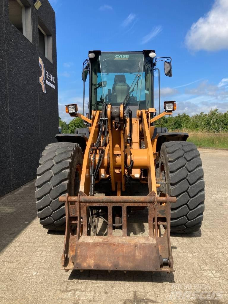 CASE 621 F XR Hjullastere