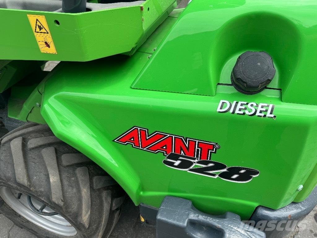 Avant 528 Minilastere