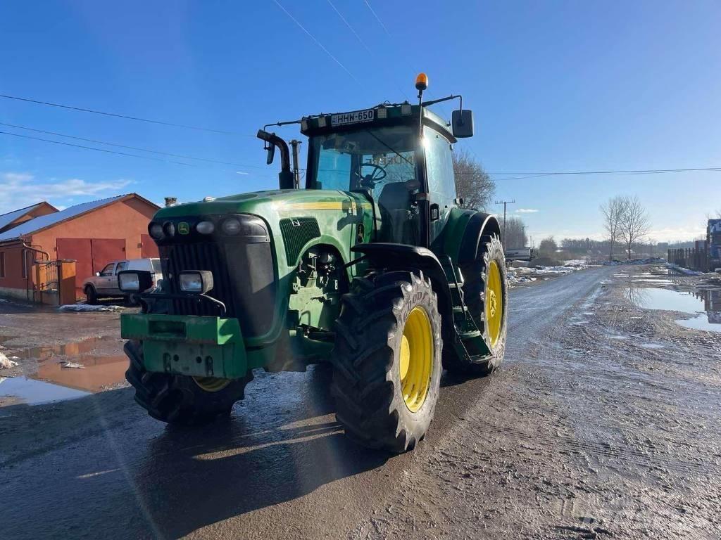 John Deere 8320 Traktorer