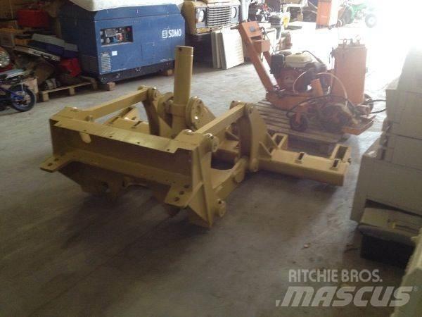 CAT 140H/160H Ripper Anlegg - Annet