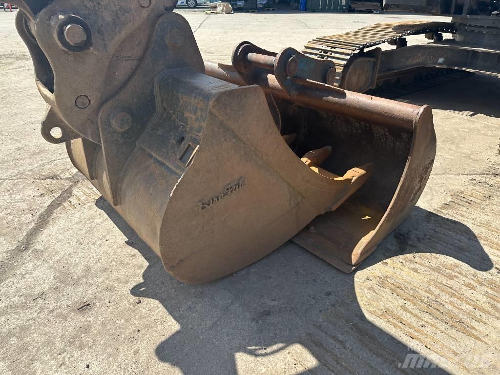CASE CX 210 D Beltegraver