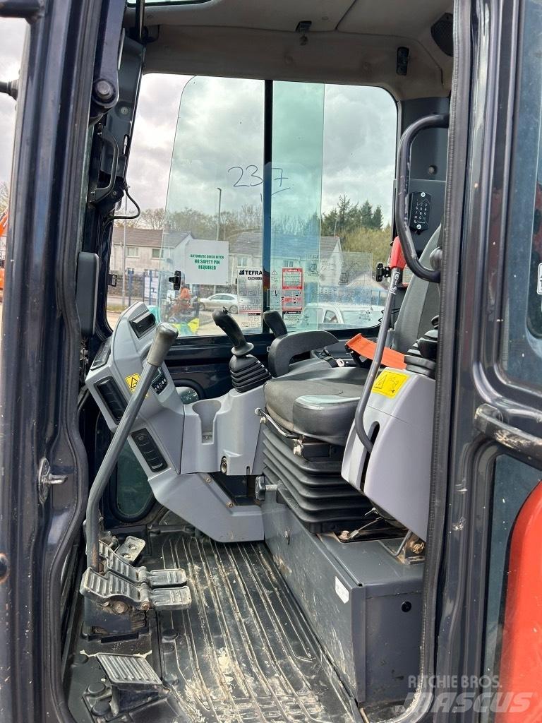 Kubota U48-4 Minigravere <7t