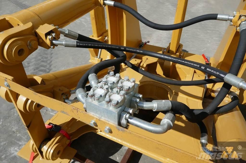 CAT D7E Ripper Andre komponenter