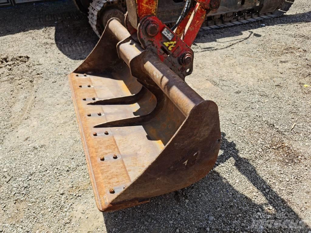 Komatsu PC 138-8 Beltegraver