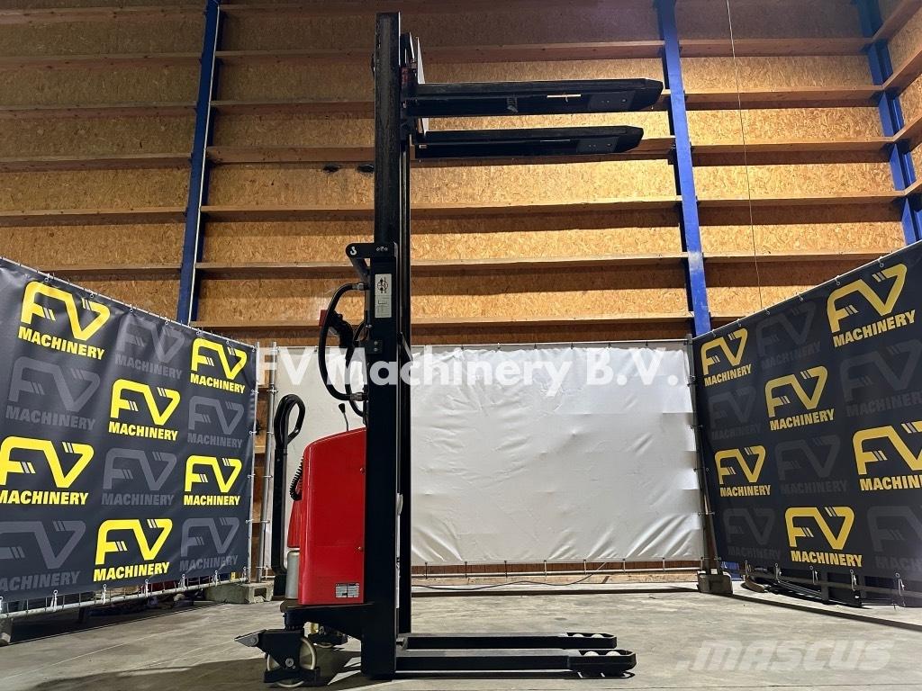 Schefer EHS25 Ledetrucker