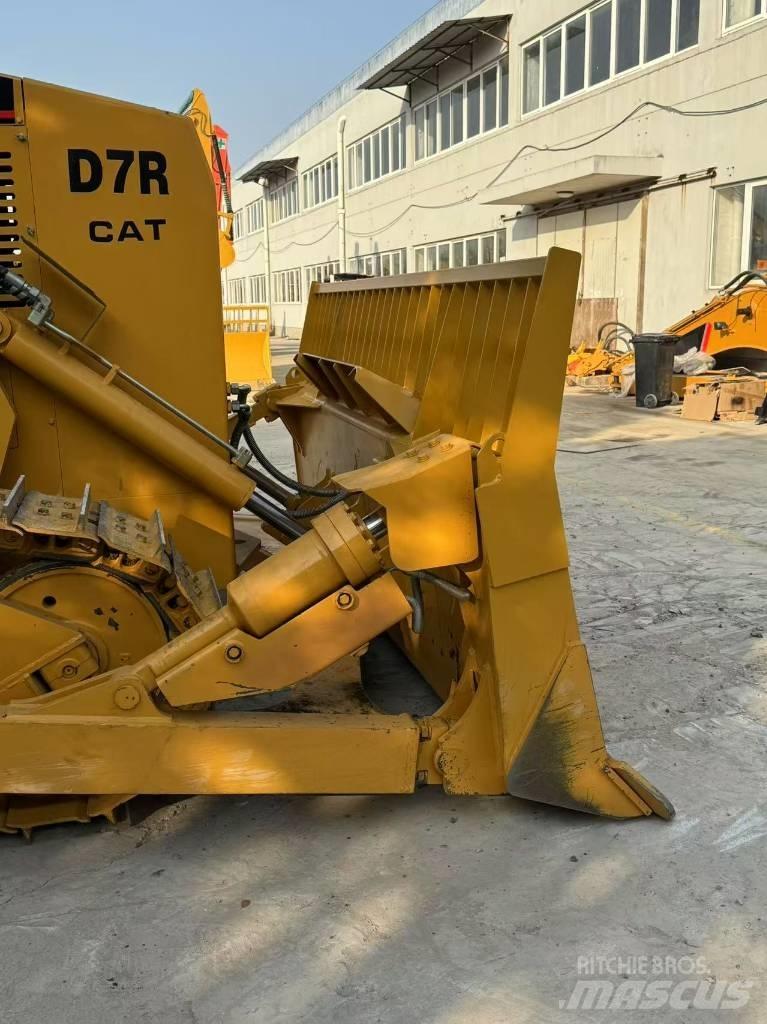 CAT D 7 R LGP Dozere Beltegående