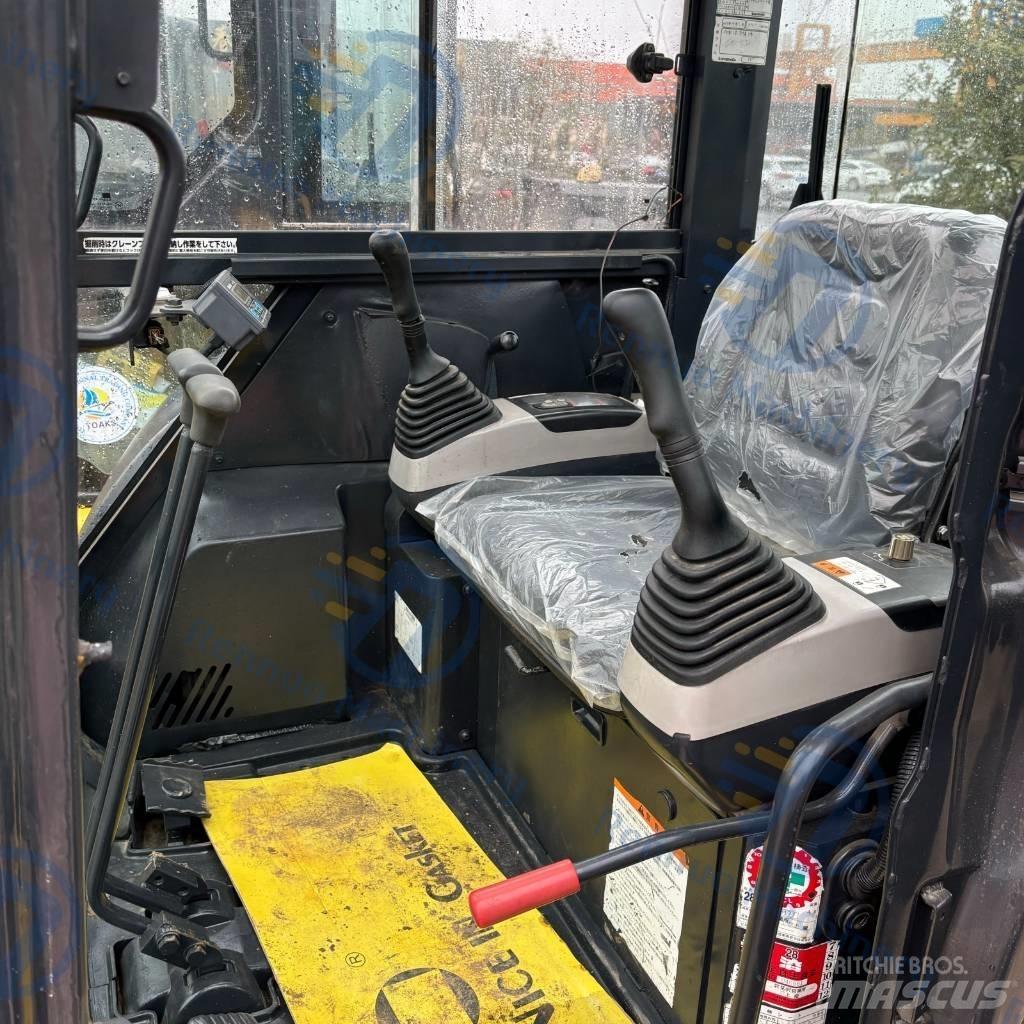 Komatsu PC 30MR Minigravere <7t