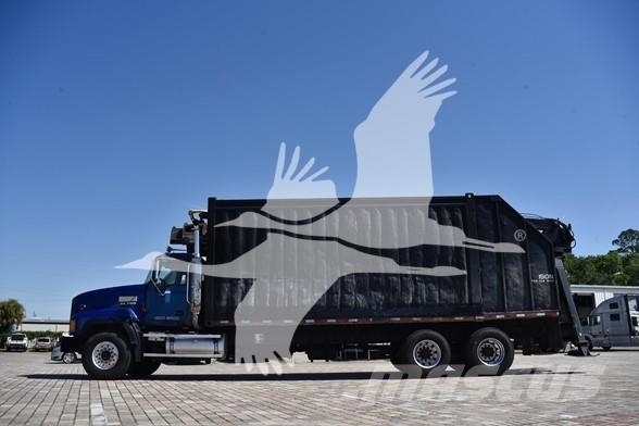 Mack CL733 Anlegg - Annet
