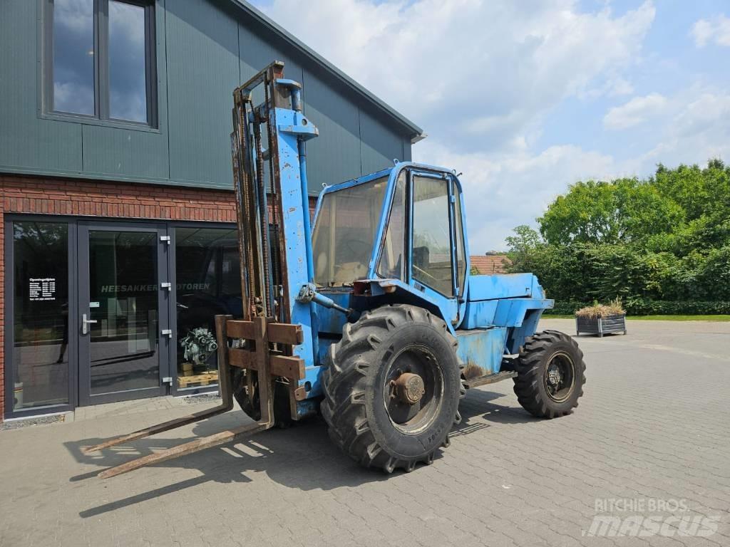 Manitou M430CP Diesel Trucker